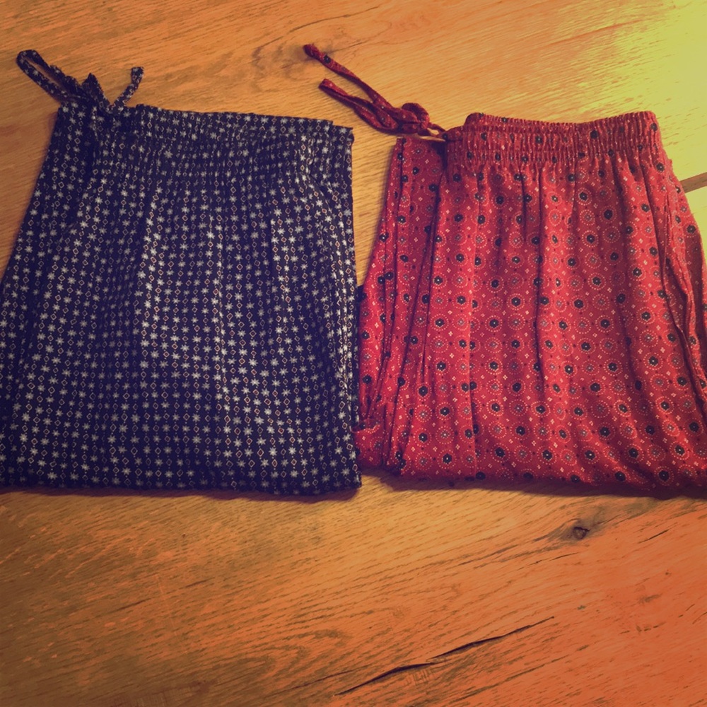 Sag harbor petite 2 pairs of pants size large